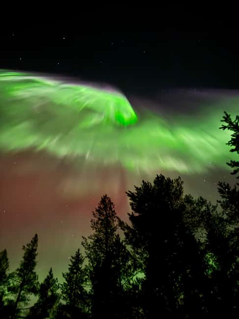 Rovaniemi: Coffee under Northern Lights & Professional Photo - What the photography service adds