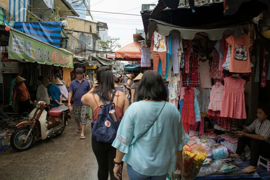 Saigon Unseen: Culture, Coffee, & Hidden Gems Motorbike Tour - Finding calm at Ten Thousand Buddhas Monastery