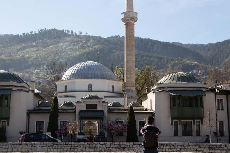 Sarajevo: City Tour with Bosnian coffee ritual ☕️ - Gazi Husrev-beg Mosque and the Ottoman heart