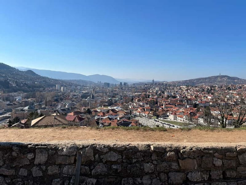 Sarajevo Old Town: Bosnian Coffee, Baklava & Panoramic Views - What the guides add to the experience