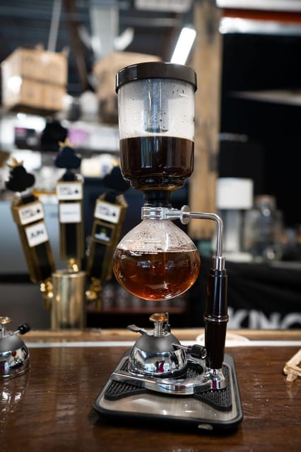 Seattle: Roasted in Seattle Ultimate Coffee Tour - Tasting Anchorhead coffee with a five-part method