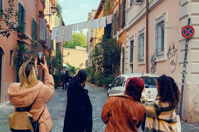Trastevere Breakfast to Lunch Food Tour: Coffee, Maritozzi & Wine - Piazza di Santa Maria and the shape of the route