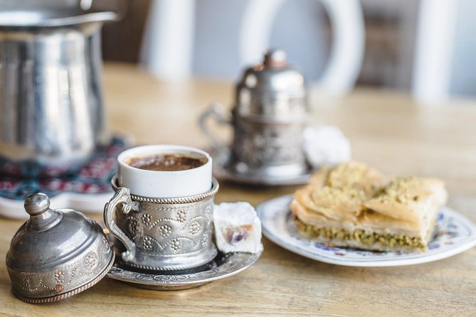 Turkish Coffee Trail - The 30-minute sand-stove class finishes the afternoon