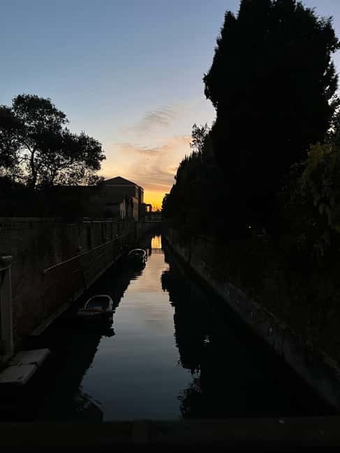 Venice: Sunrise Walking Tour with Espresso - Key points to know before booking