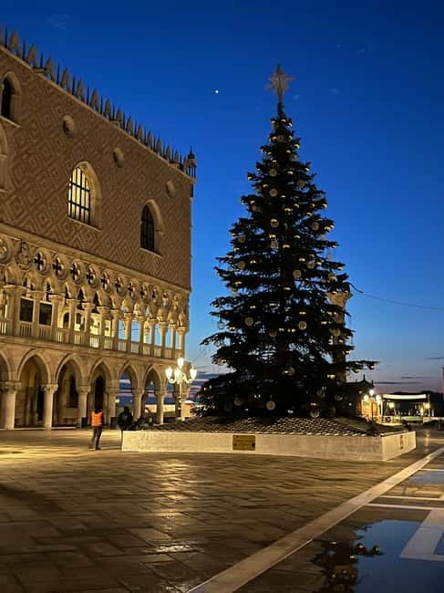 Venice: Sunrise Walking Tour with Espresso - Why Venice at 6:45 a.m. feels different
