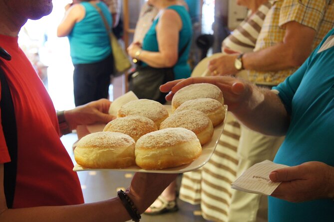 Vienna Coffee, Cake & Pastries Tour with Local Stories - Who will enjoy this most