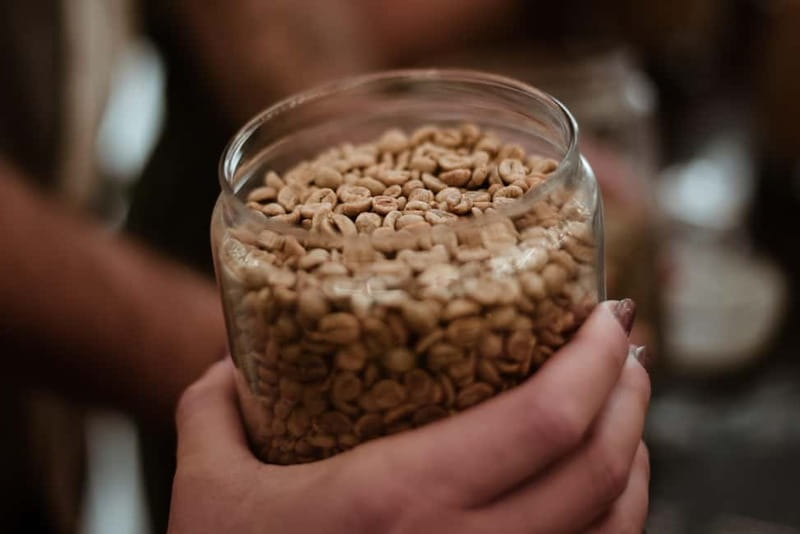 Vienna: Coffee House Culture Tour with Tastings - The 2.5-hour route through three or four cafés