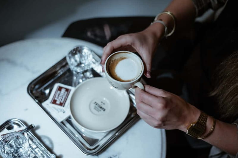 Vienna: Coffee House Culture Tour with Tastings - The guide and the quality of the storytelling
