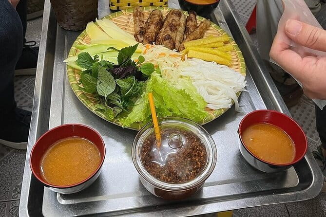 Walking Tour in Hanoi Old Quarter with Street Food & Coffee - Seven dishes, with room for personal tastes
